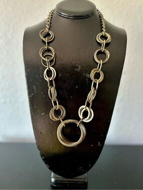 Women’s Long Circular Link Statement Necklace